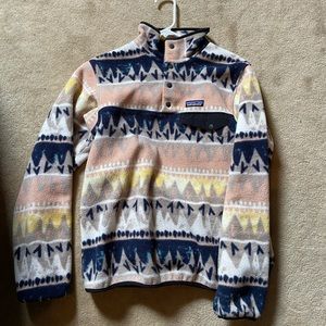 Women’s Patagonia lightweight Synchilla pullover